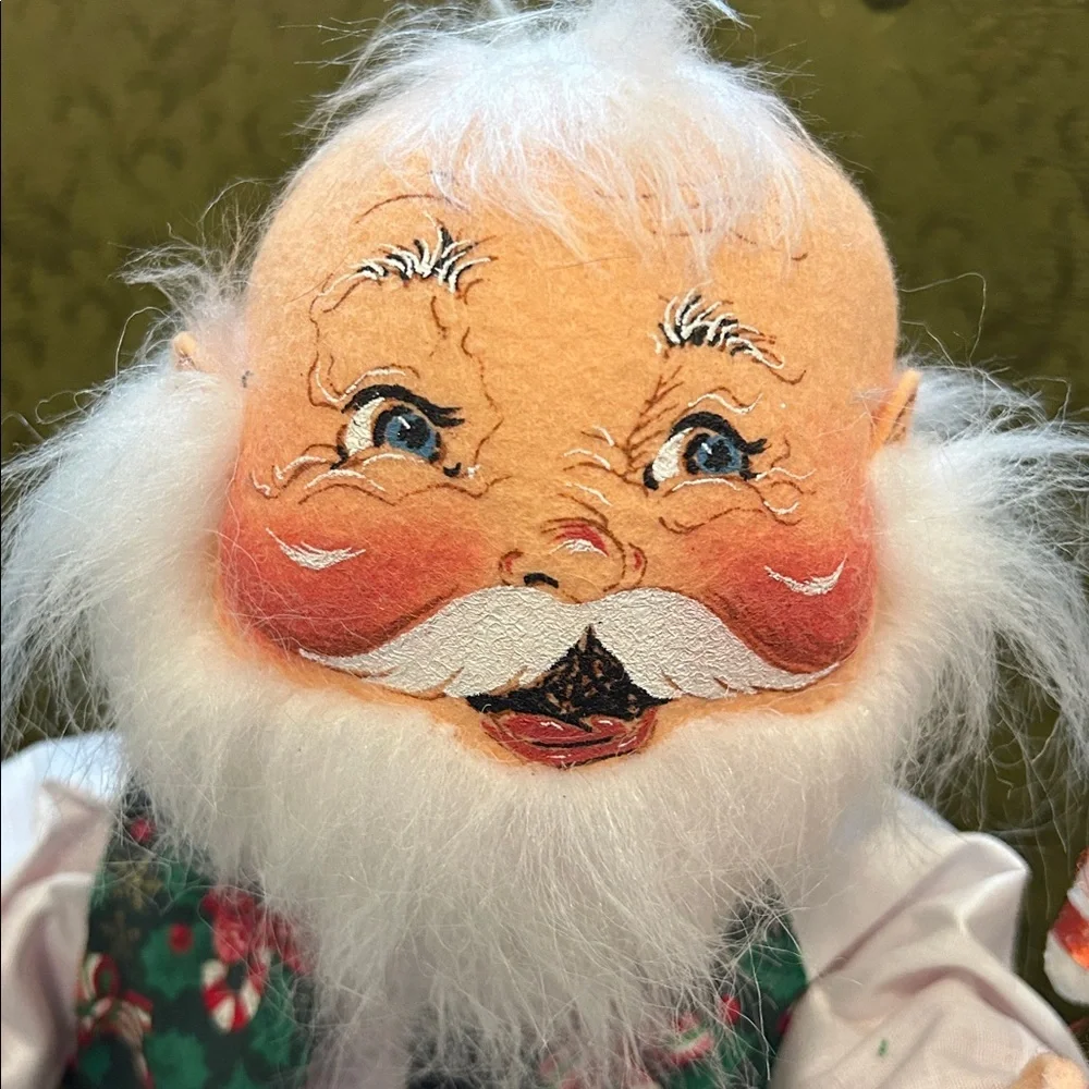 Vintage Annalee Santa Figure with Red and Green Outfit aprox 17”h